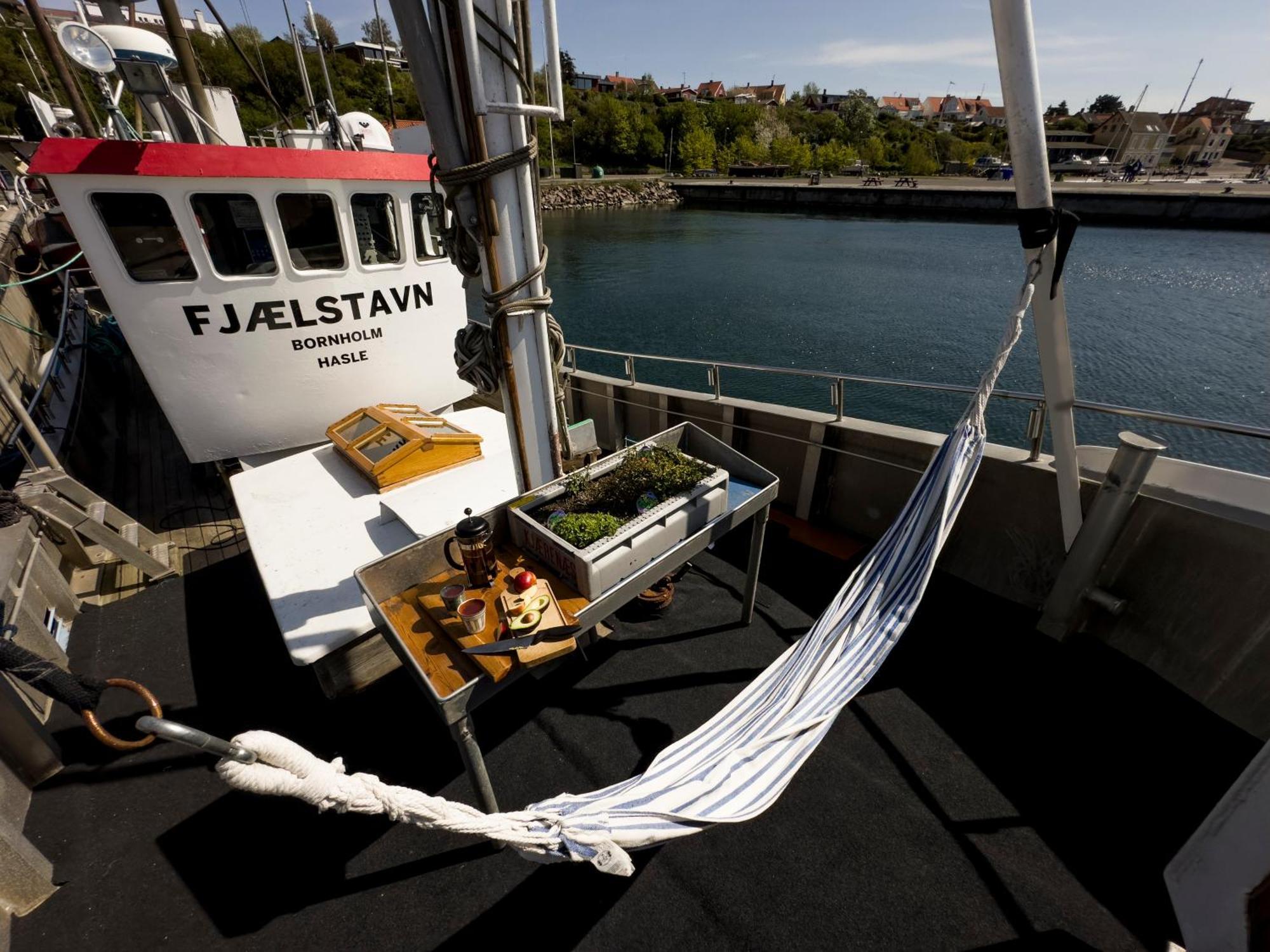 Varra Water - Unique Boat Accomodation - Bornholm - Fjaelstavn Nexo Exterior photo